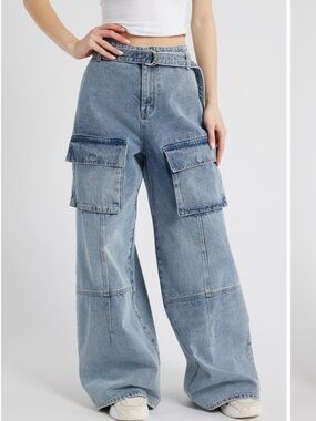 High-Rise Wide-Leg Cargo Jeans in Light Blue Denim